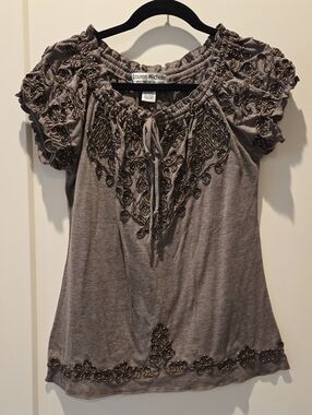Lauren Michelle Embellished Gray Puff-Sleeve Peasant Top